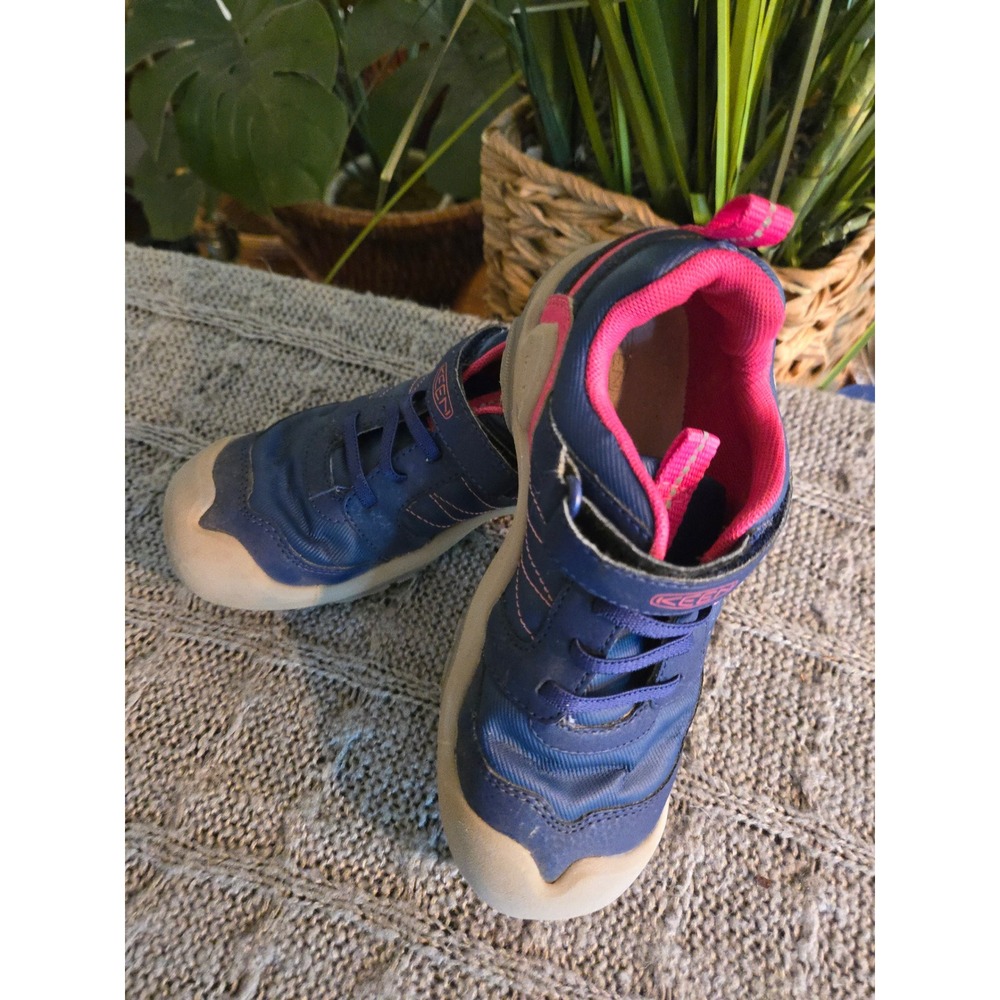 KEEN Chandler CNX Girls Navy Pink Hiking Sneakers Shoes US 13 Washable